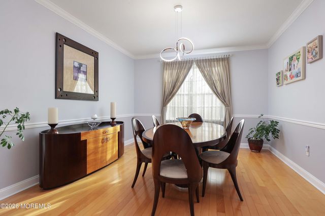 14 Emily Road, Manalapan, NJ 07726