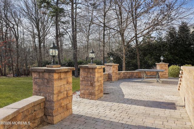 14 Emily Road, Manalapan, NJ 07726