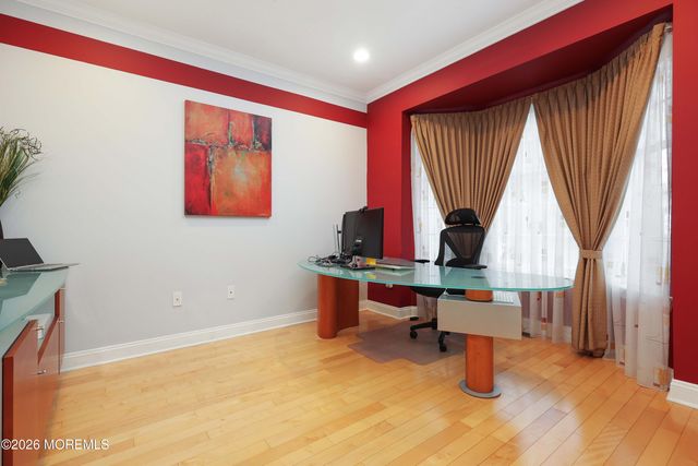 14 Emily Road, Manalapan, NJ 07726