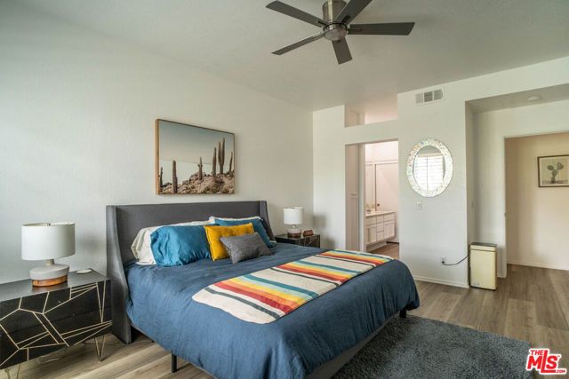401 S El Cielo Road 11, Palm Springs, CA 92262