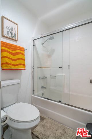 401 S El Cielo Road 11, Palm Springs, CA 92262