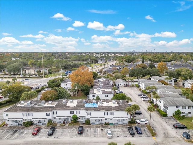 1824 AMBERLY AVENUE T8, Orlando, FL 32822