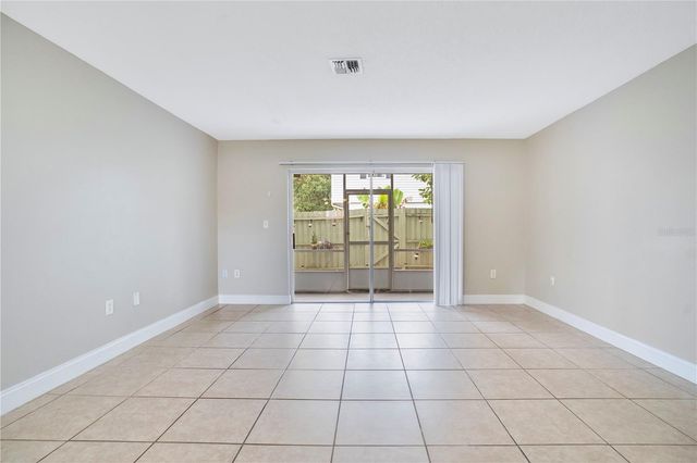 1824 AMBERLY AVENUE T8, Orlando, FL 32822