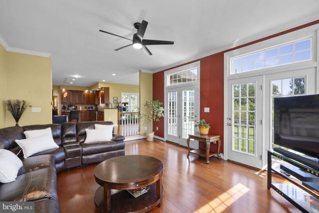 805 LINDSEY MANOR LN, Silver Spring, MD 20905