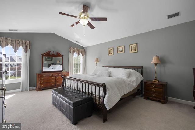 805 LINDSEY MANOR LN, Silver Spring, MD 20905