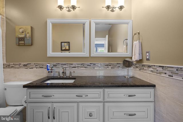805 LINDSEY MANOR LN, Silver Spring, MD 20905