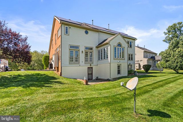 805 LINDSEY MANOR LN, Silver Spring, MD 20905