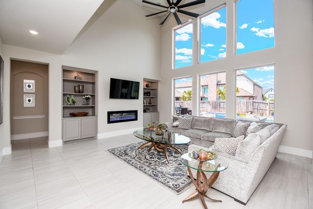 2106 Old Town Drive, Missouri City, TX 77459