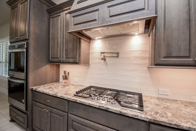 2106 Old Town Drive, Missouri City, TX 77459