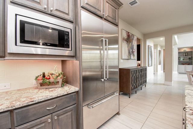 2106 Old Town Drive, Missouri City, TX 77459
