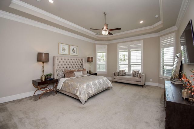 2106 Old Town Drive, Missouri City, TX 77459