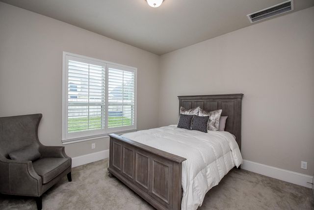 2106 Old Town Drive, Missouri City, TX 77459