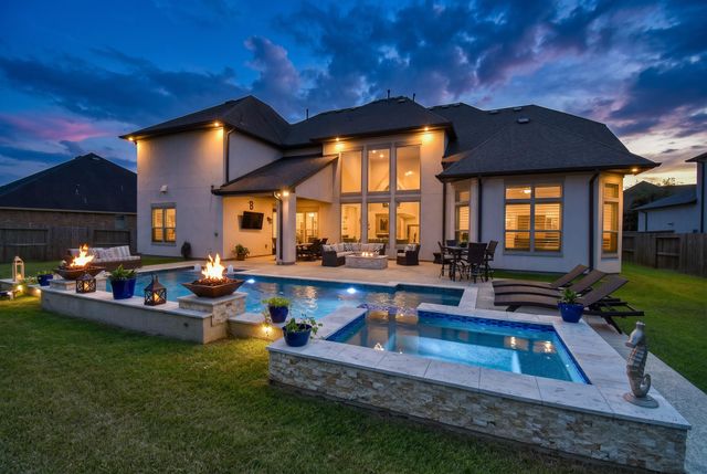 2106 Old Town Drive, Missouri City, TX 77459