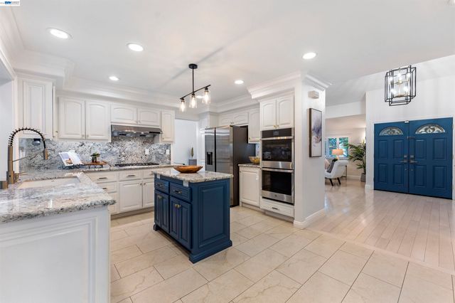111 Silver Cloud Place, Danville, CA 94526