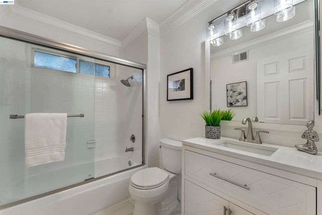 111 Silver Cloud Place, Danville, CA 94526