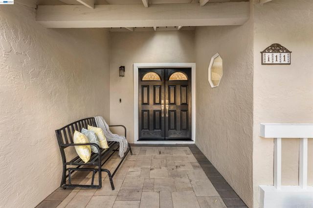 111 Silver Cloud Place, Danville, CA 94526