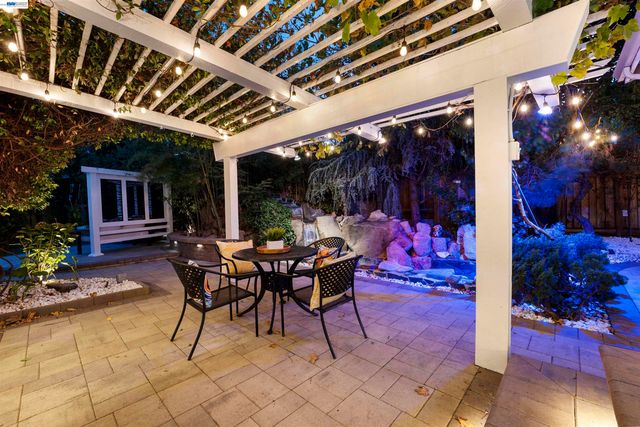 111 Silver Cloud Place, Danville, CA 94526