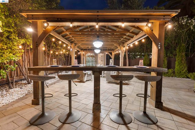 111 Silver Cloud Place, Danville, CA 94526