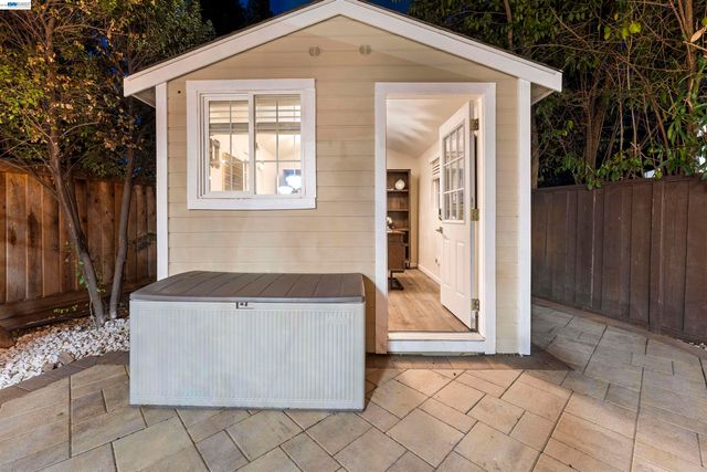 111 Silver Cloud Place, Danville, CA 94526