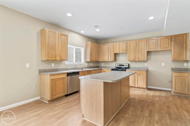 52631 Huntley Avenue, New Baltimore, MI 48047