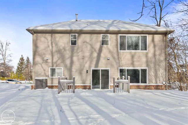 52631 Huntley Avenue, New Baltimore, MI 48047