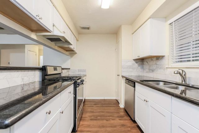 3322 Dawnwood Dr, Spring, TX 77380