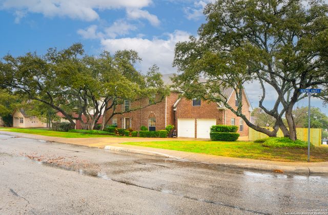 1202 Scenic Knls, San Antonio, TX 78258