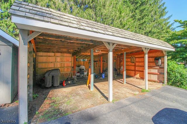 265 Warbasse Junction Rd, Lafayette Twp., NJ 07848