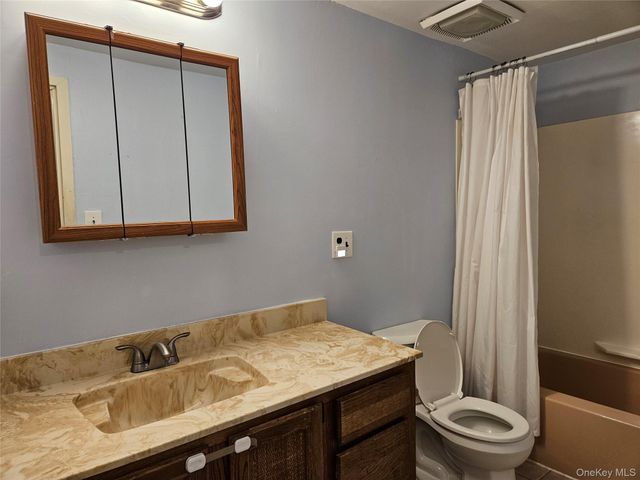 265 Sagamore Hills Drive, Port Jefferson Station, NY 11776