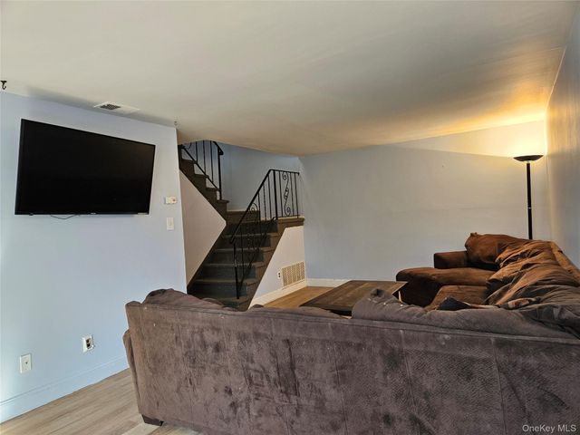 265 Sagamore Hills Drive, Port Jefferson Station, NY 11776