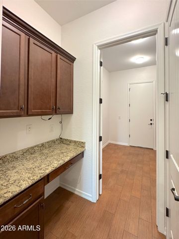 2557 E ORLEANS Drive, Gilbert, AZ 85298