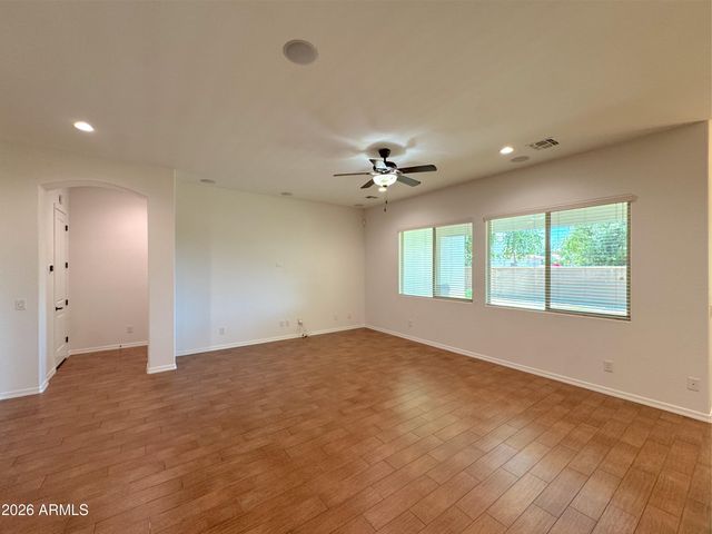 2557 E ORLEANS Drive, Gilbert, AZ 85298