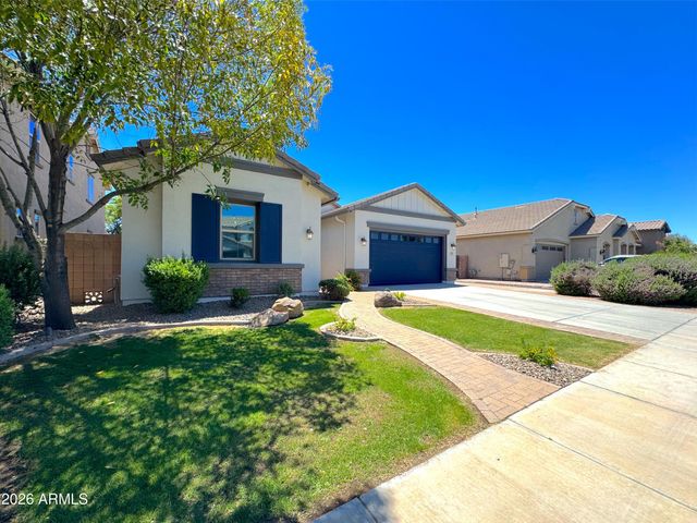 2557 E ORLEANS Drive, Gilbert, AZ 85298