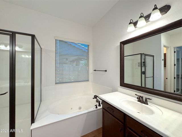 2557 E ORLEANS Drive, Gilbert, AZ 85298