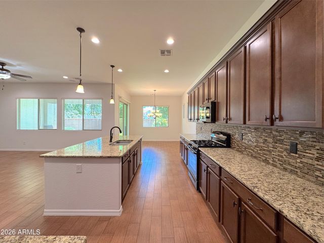 2557 E ORLEANS Drive, Gilbert, AZ 85298