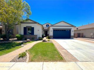 2557 E ORLEANS Drive, Gilbert, AZ 85298