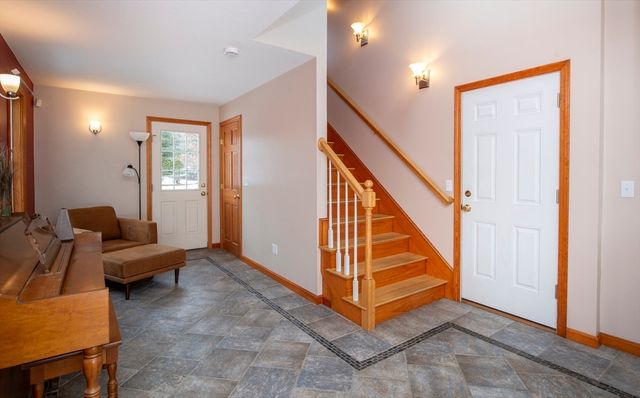 41 Chershire Ave, Acushnet, MA 02743