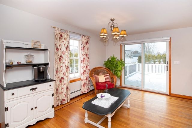 41 Chershire Ave, Acushnet, MA 02743