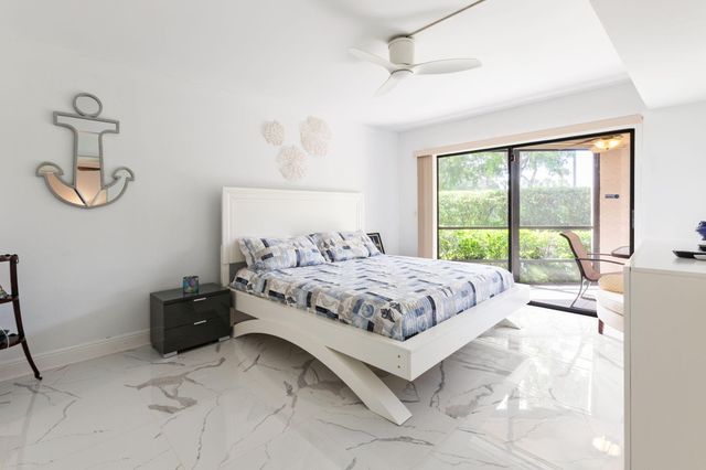 10110 Cedar Point Boulevard 102, Boynton Beach, FL 33437