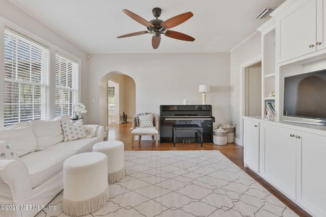 1152 MAPLETON Road, Jacksonville, FL 32207