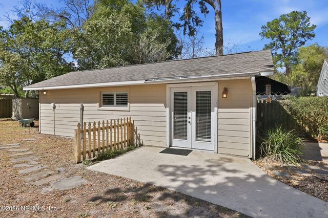 1152 MAPLETON Road, Jacksonville, FL 32207