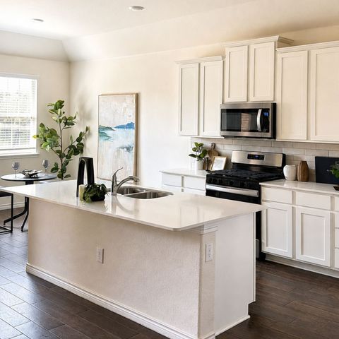 11217 Canyon Oak Street, Aubrey, TX 76227