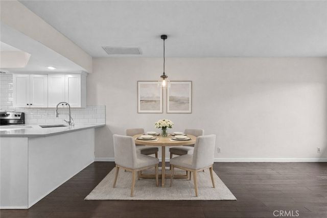 312 N Louise Street 210, Glendale, CA 91206