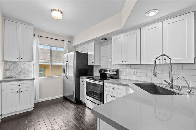 312 N Louise Street 210, Glendale, CA 91206