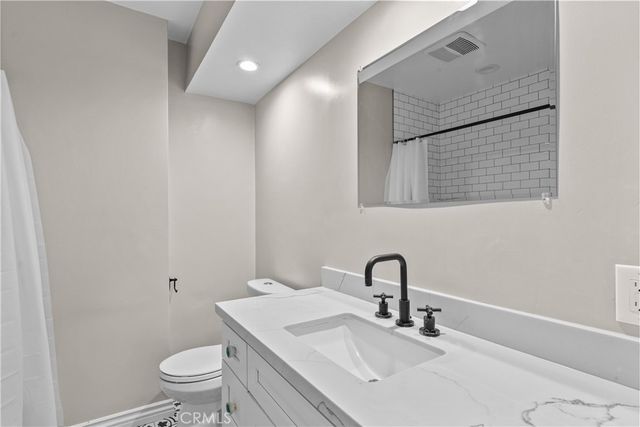 312 N Louise Street 210, Glendale, CA 91206