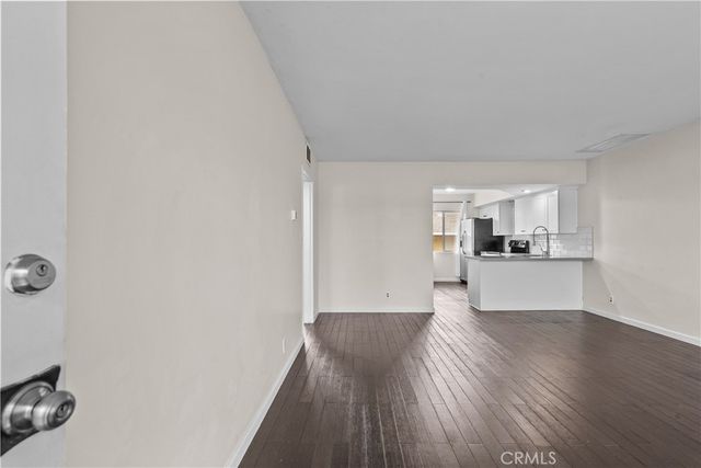 312 N Louise Street 210, Glendale, CA 91206