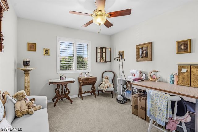 2425 Laurentina LN, Cape Coral, FL 33909