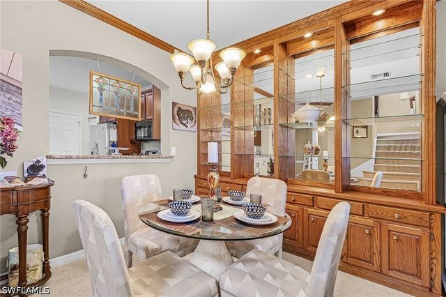 2425 Laurentina LN, Cape Coral, FL 33909
