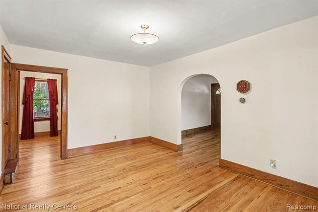 419 John M Avenue, Clawson, MI 48017