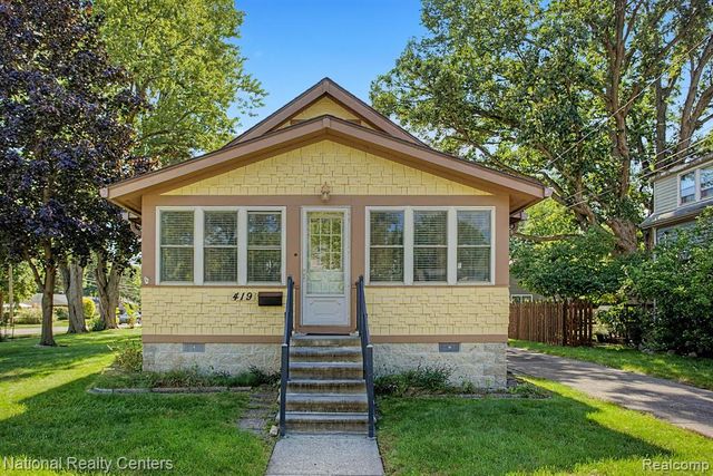 419 John M Avenue, Clawson, MI 48017